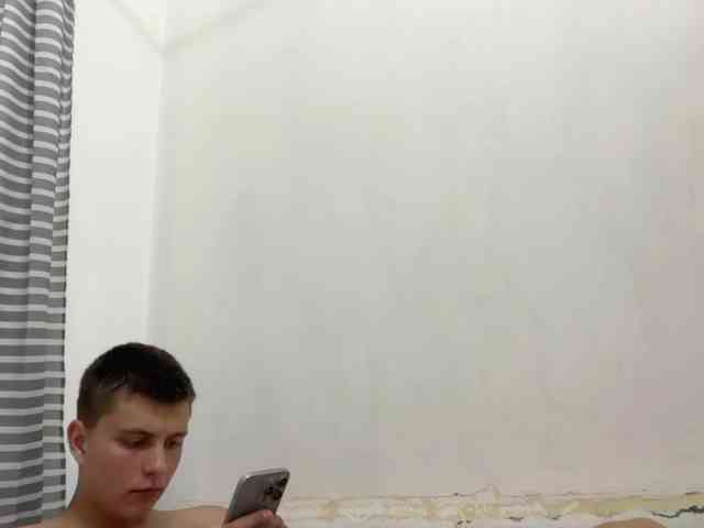Kevinx444 Sex Cam Show