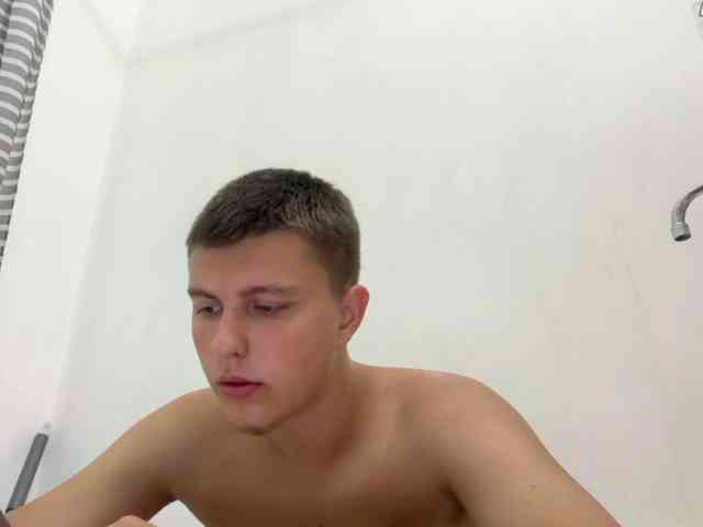 Kevinx444 Sex Cam Show