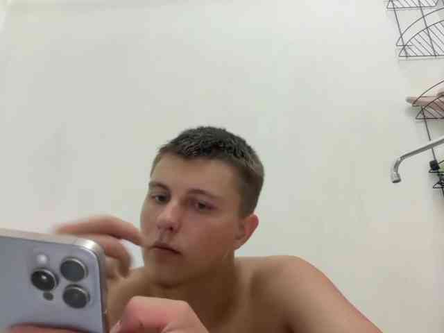 Kevinx444 Sex Cam Show