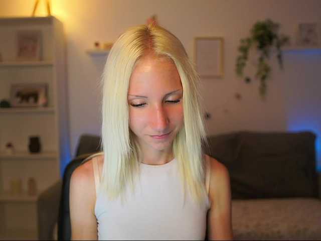 piperperri18 live cam on BongaCams