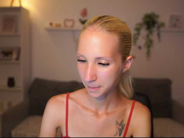 piperperri18 live cam on BongaCams