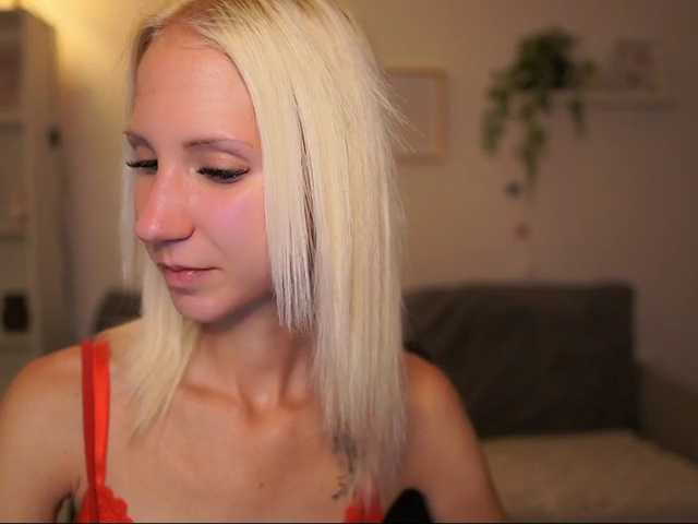 piperperri18 live cam on BongaCams