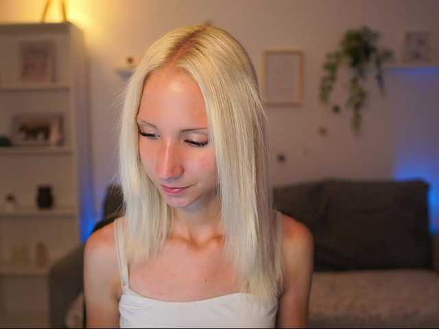 piperperri18 live cam on BongaCams