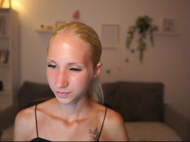 piperperri18 live cam on BongaCams