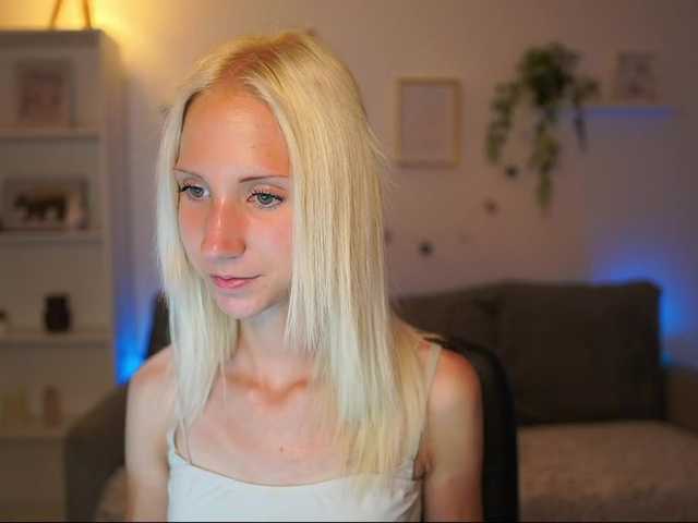 piperperri18 live cam on BongaCams