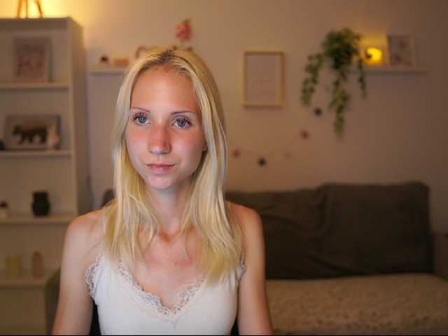 piperperri18 live cam on BongaCams