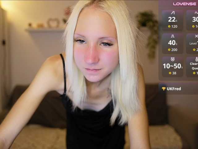 piperperri18 live cam on BongaCams