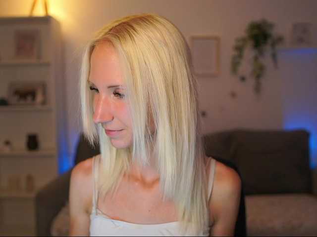 piperperri18 live cam on BongaCams
