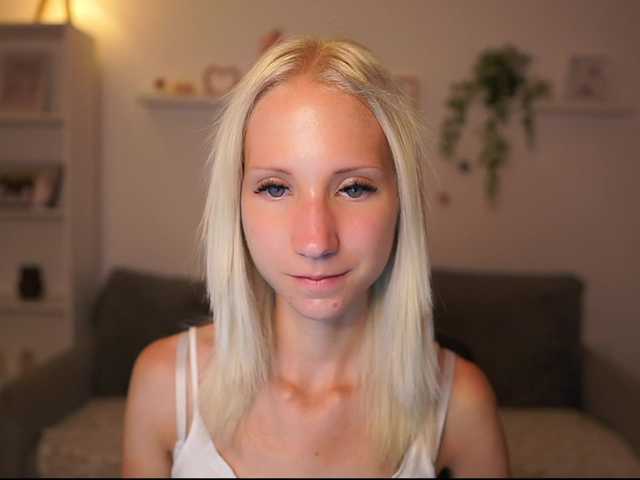 piperperri18 live cam on BongaCams