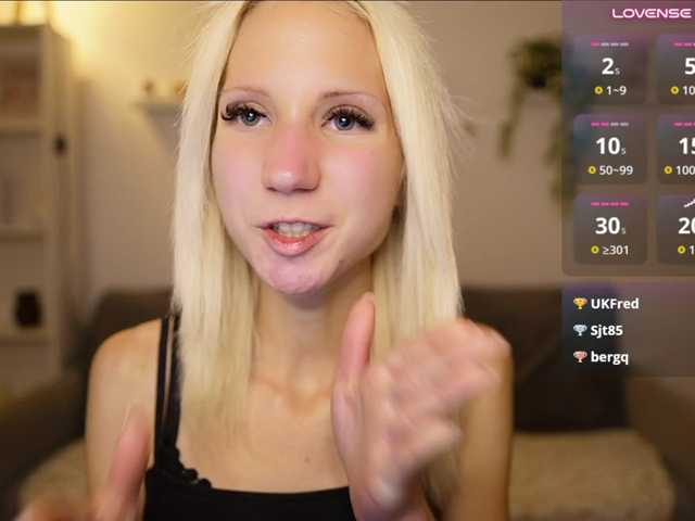 piperperri18 live cam on BongaCams