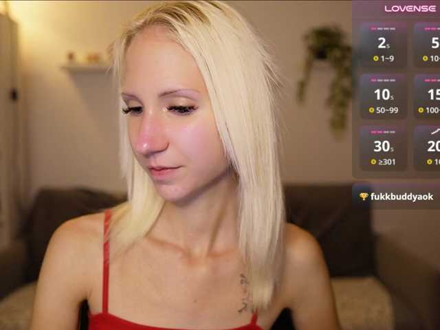 piperperri18 live cam on BongaCams