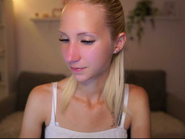 piperperri18 live cam on BongaCams