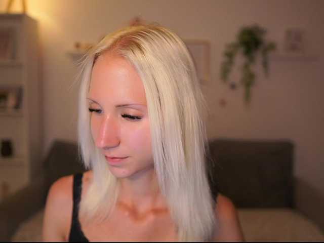 piperperri18 live cam on BongaCams