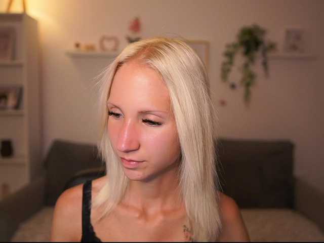 piperperri18 live cam on BongaCams