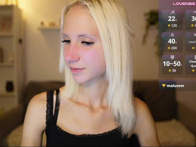 piperperri18 live cam on BongaCams
