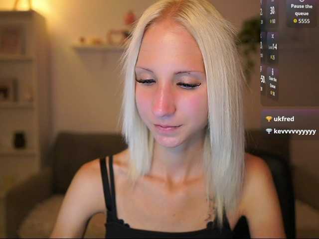 piperperri18 live cam on BongaCams