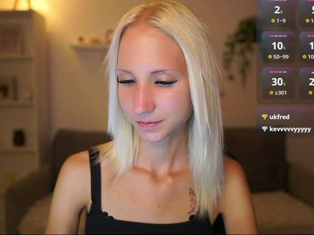 piperperri18 live cam on BongaCams