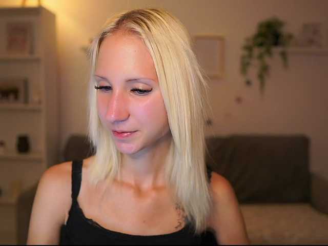 piperperri18 live cam on BongaCams