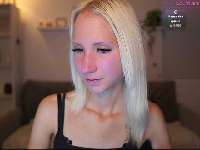 piperperri18 live cam on BongaCams