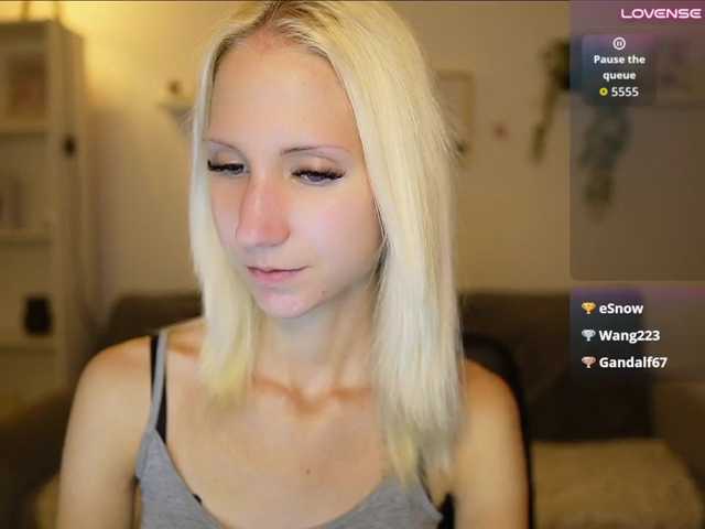piperperri18 live cam on BongaCams