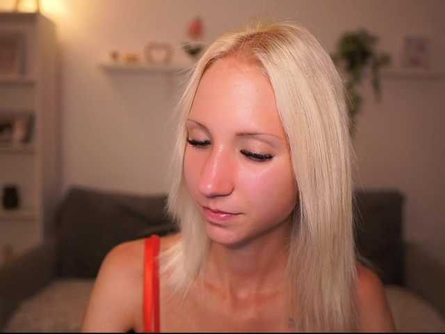 piperperri18 live cam on BongaCams