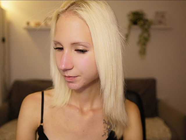 piperperri18 live cam on BongaCams