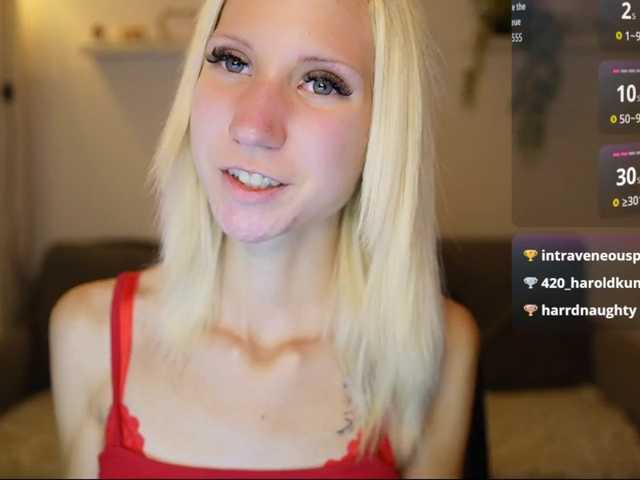 piperperri18 live cam on BongaCams