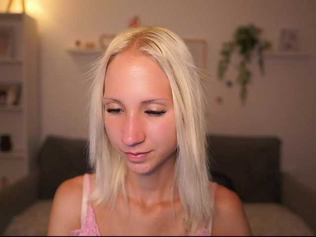 piperperri18 live cam on BongaCams