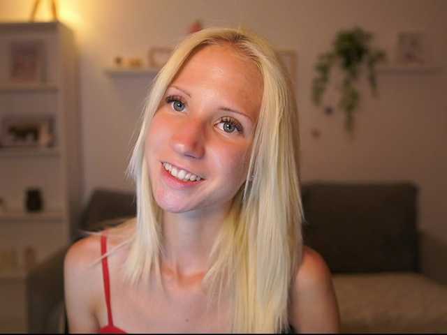 piperperri18 live cam on BongaCams