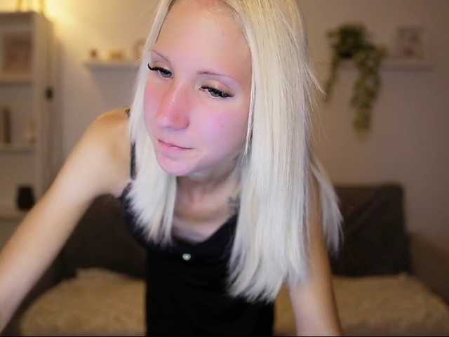 piperperri18 live cam on BongaCams