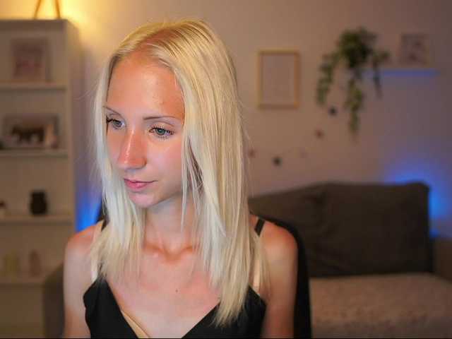 piperperri18 live cam on BongaCams