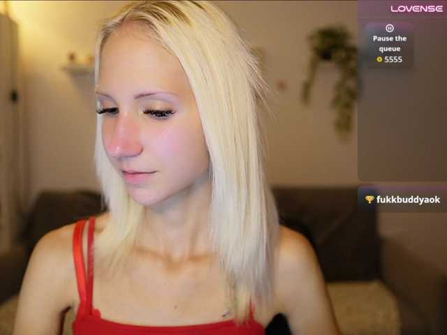 piperperri18 live cam on BongaCams