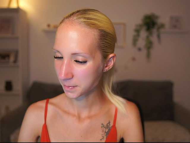piperperri18 live cam on BongaCams