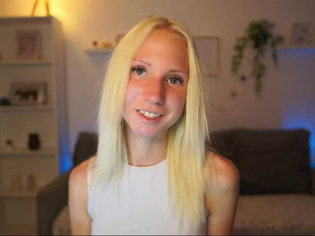 piperperri18 live cam on BongaCams
