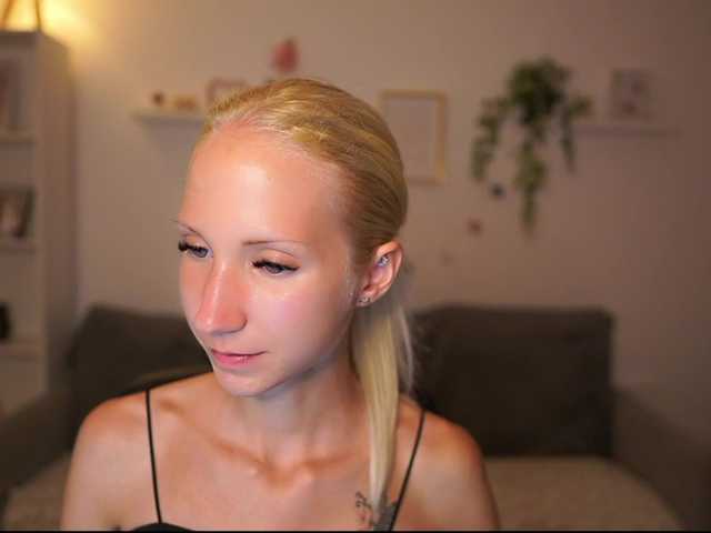 piperperri18 live cam on BongaCams