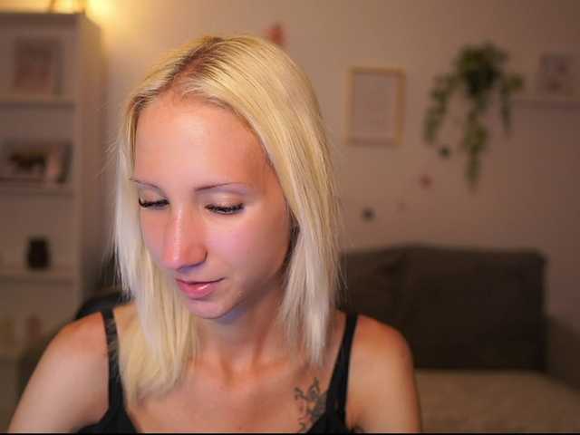 piperperri18 live cam on BongaCams