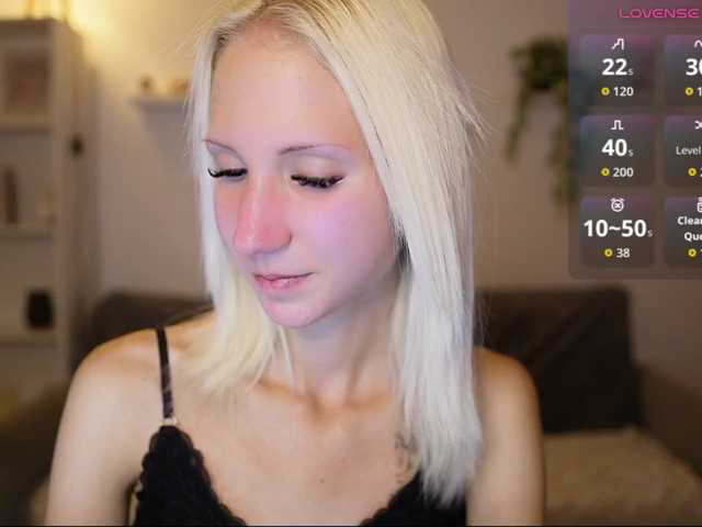 piperperri18 live cam on BongaCams