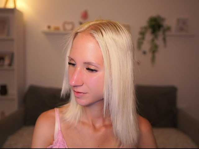 piperperri18 live cam on BongaCams