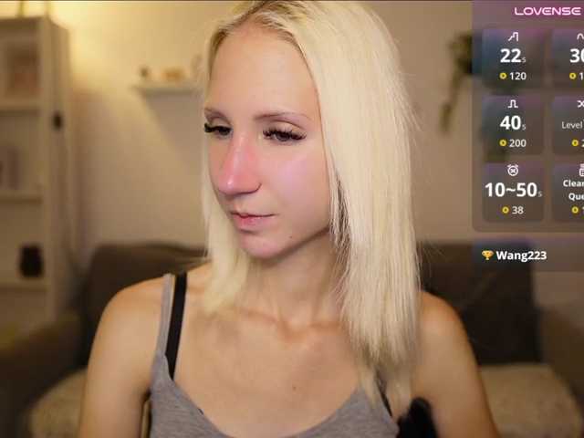 piperperri18 live cam on BongaCams
