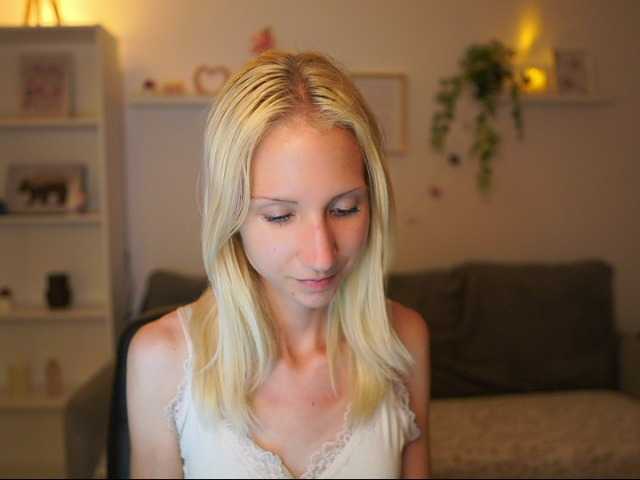 piperperri18 live cam on BongaCams