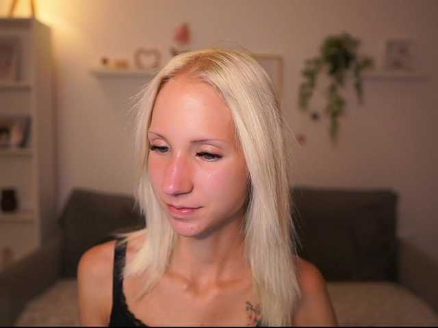 piperperri18 live cam on BongaCams