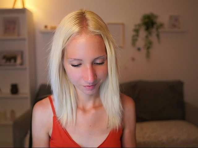 piperperri18 live cam on BongaCams