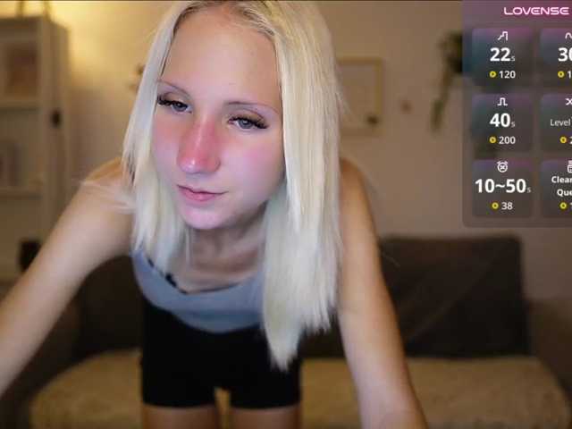 piperperri18 live cam on BongaCams