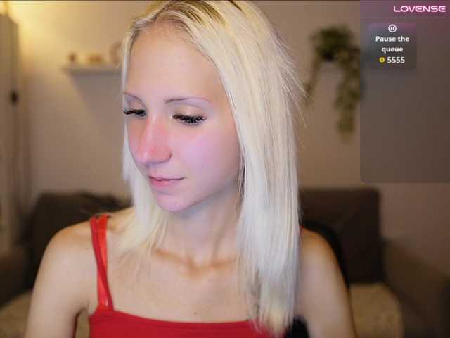 piperperri18 live cam on BongaCams