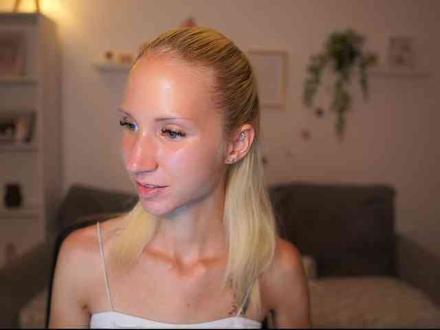 piperperri18 webcam