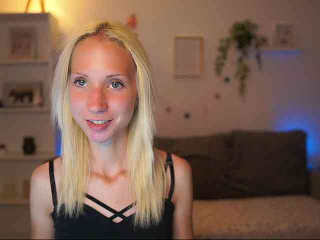 piperperri18 webcam