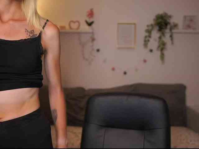 piperperri18 webcam