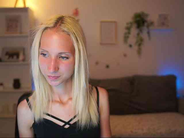 piperperri18 webcam