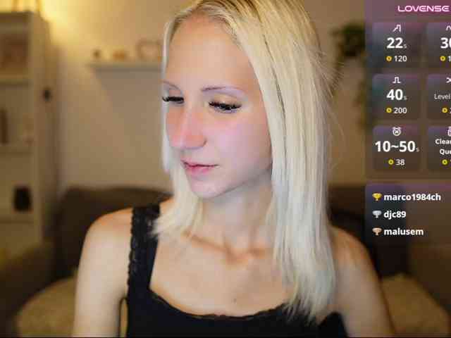 piperperri18 webcam