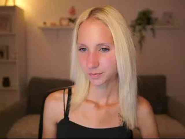 piperperri18 webcam
